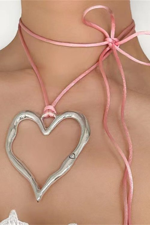 Y2K Millennium Hollow Shaped Heart Necklace